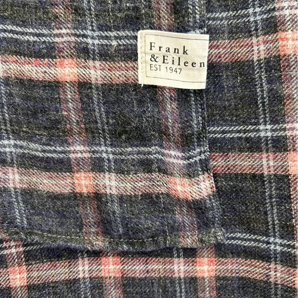 Frank & Eileen Linen Button Down Eileen Shirt Women’s Small - Picture 9 of 11